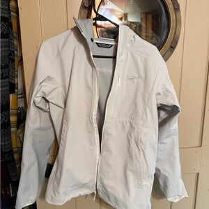 Arc'teryx Gamma MX Hoody Women's Size: L
Colour: Arctic Silk NWOT